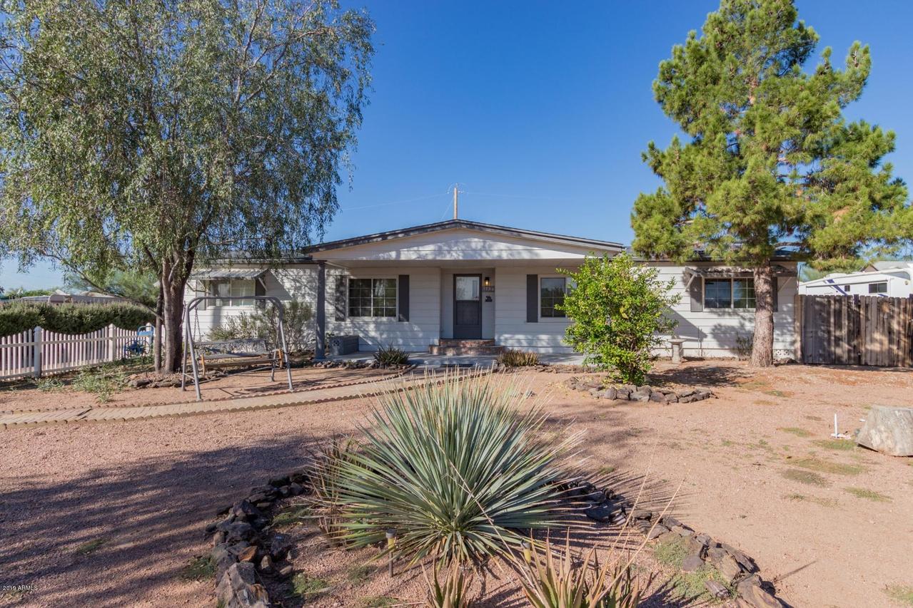 1134 N Main Dr., Apache Junction, AZ 85120