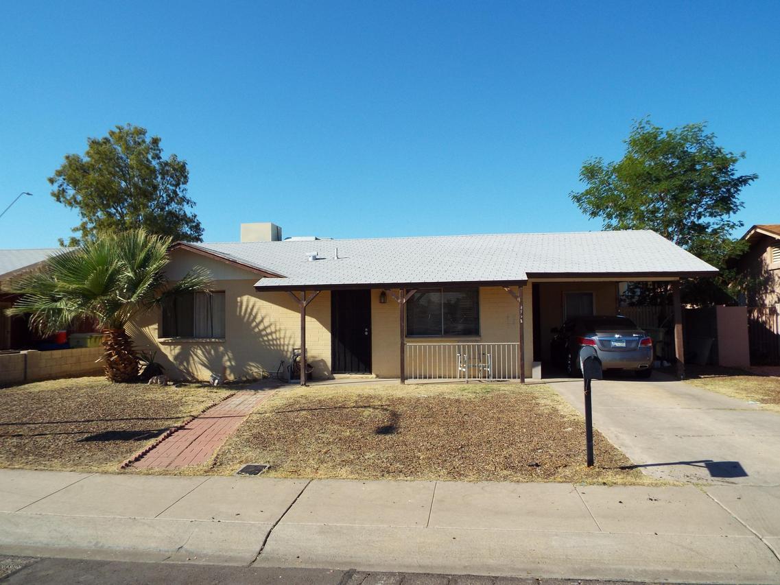 6752 N 65th Ave., Glendale, AZ 85301