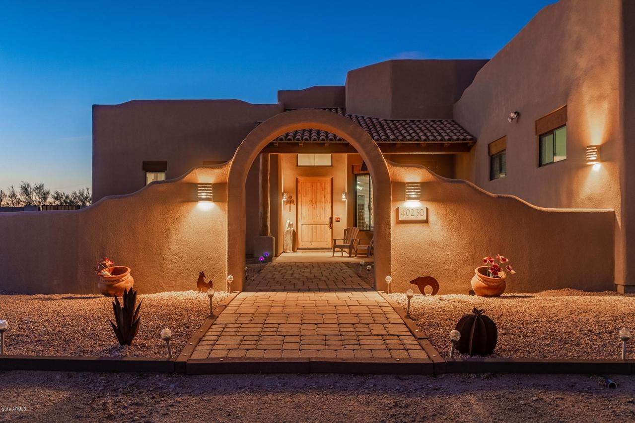 40230 N 2nd Dr., Phoenix, AZ 85086