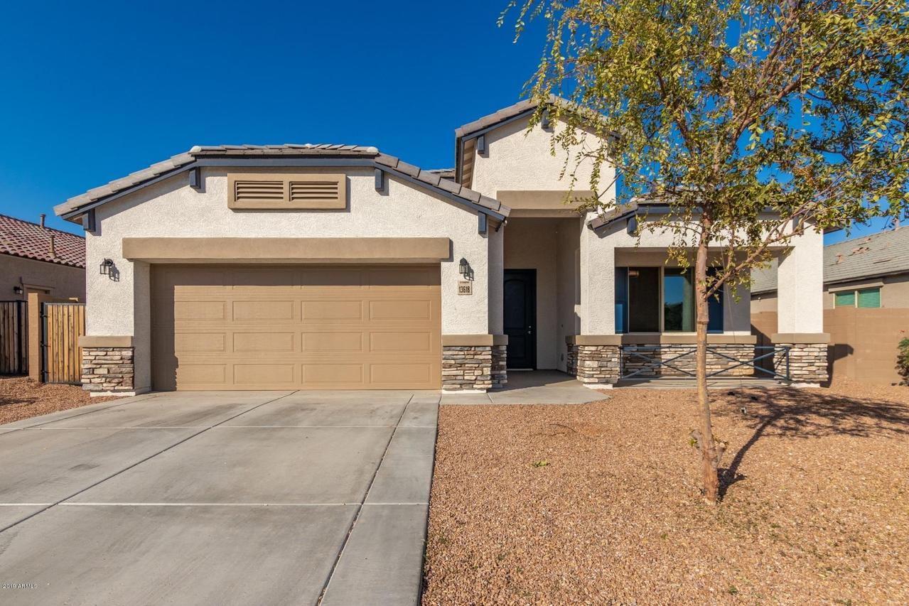 13618 W Desert Moon Way, Peoria, AZ 85383