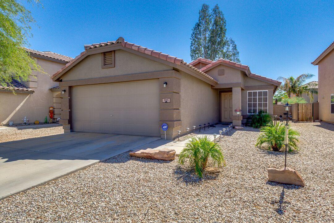985 E Stardust Way, San Tan Valley, AZ 85143