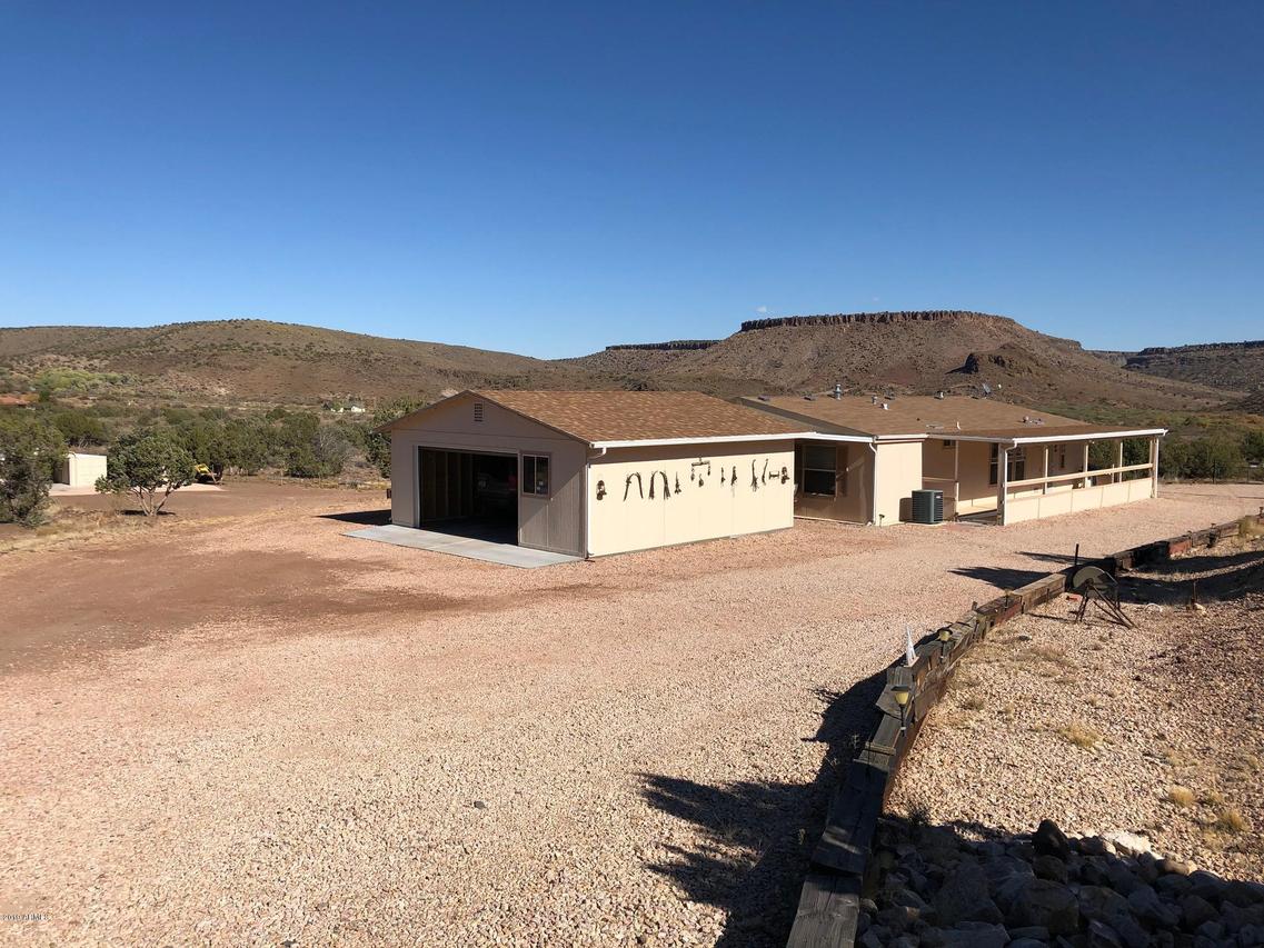 13439 E Evening Breeze Ln., Valentine, AZ 86437