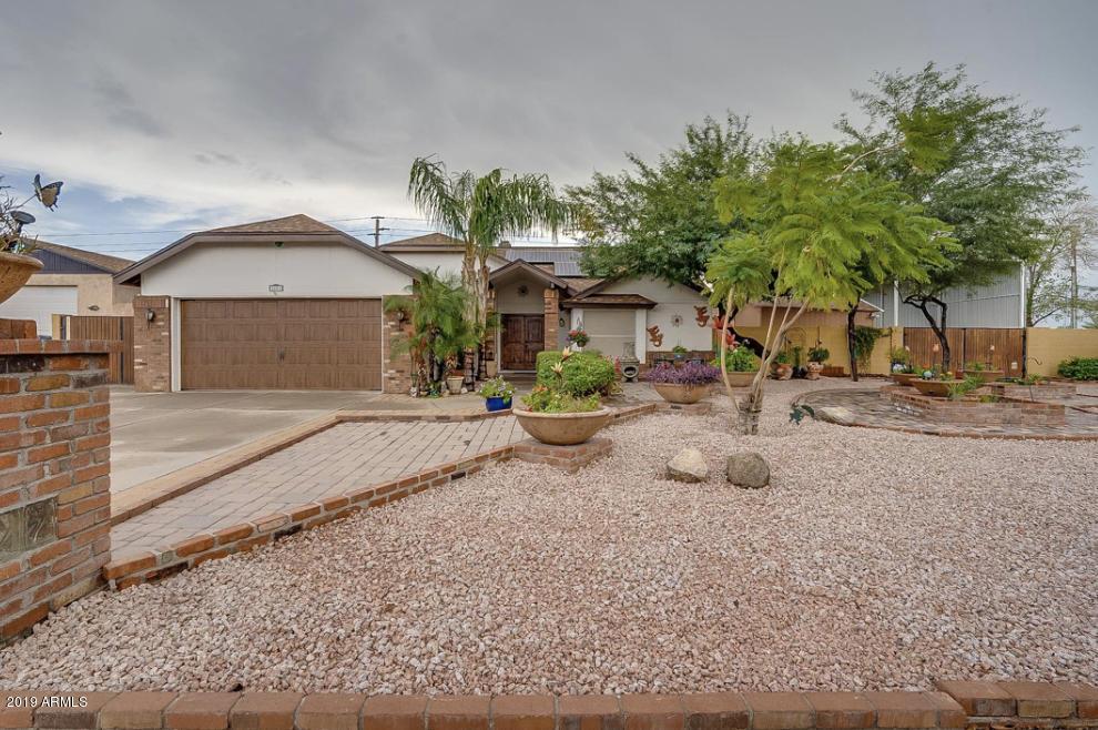 3801 E Beck Ln., Phoenix, AZ 85032