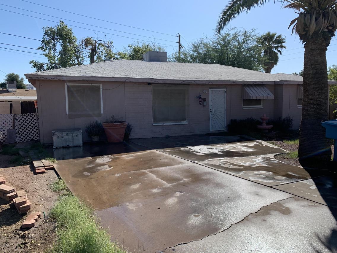 4711 W Monterosa St., Phoenix, AZ 85031