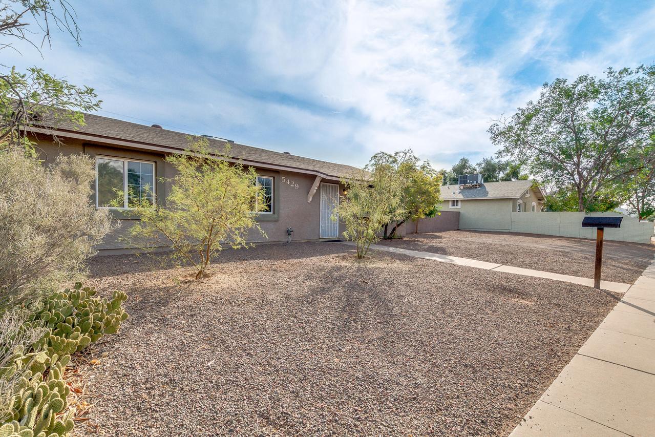 5429 S 46th St., Phoenix, AZ 85040