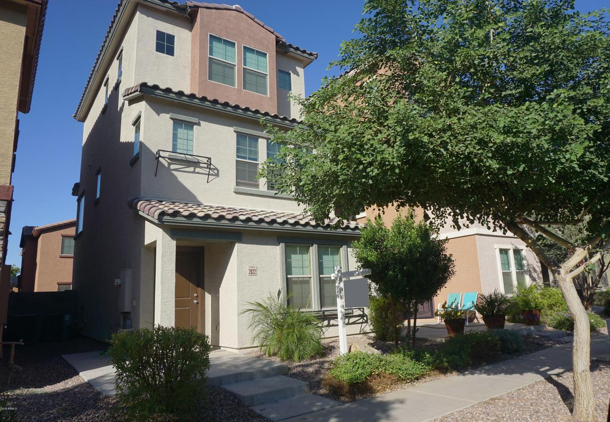 2022 N 77th Dr., Phoenix, AZ 85035