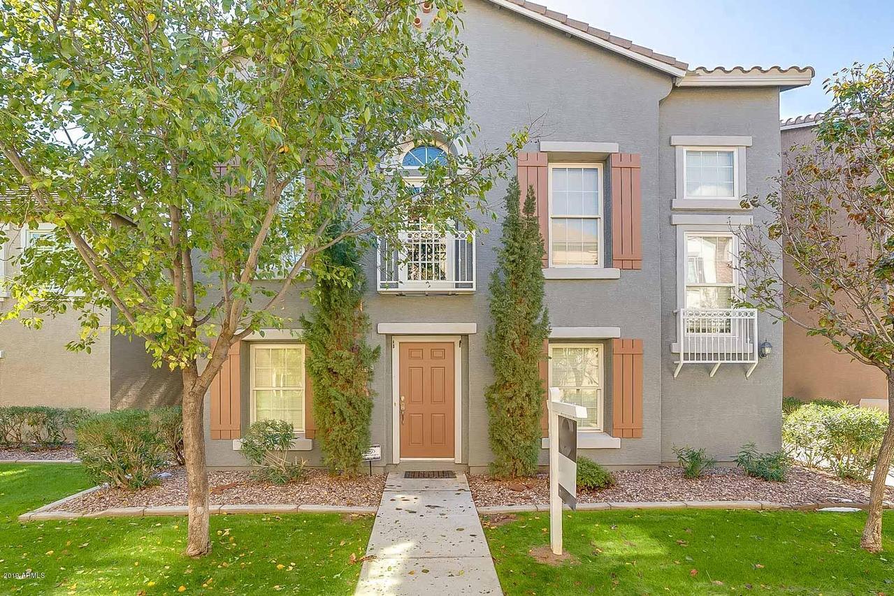 5718 S 21st Ter., Phoenix, AZ 85040