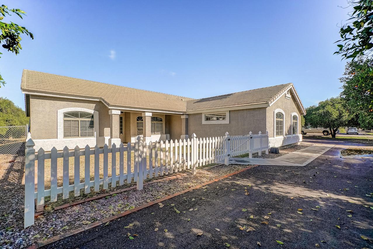 18304 E Sunnybrook Ln., Gilbert, AZ 85298