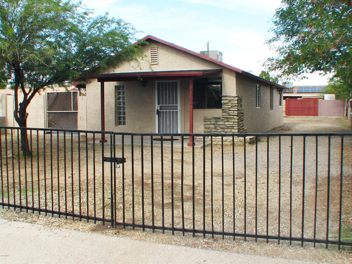 3822 W Latham St., Phoenix, AZ 85009