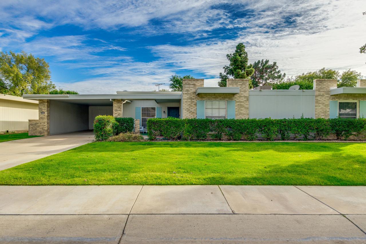 10317 W Highwood Ln., Sun City, AZ 85373