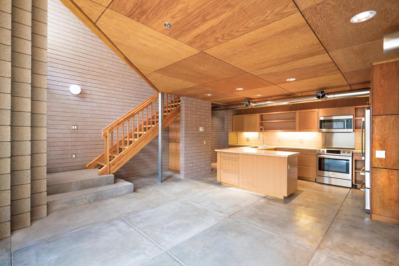 920 S Ash Ave., Tempe, AZ 85281