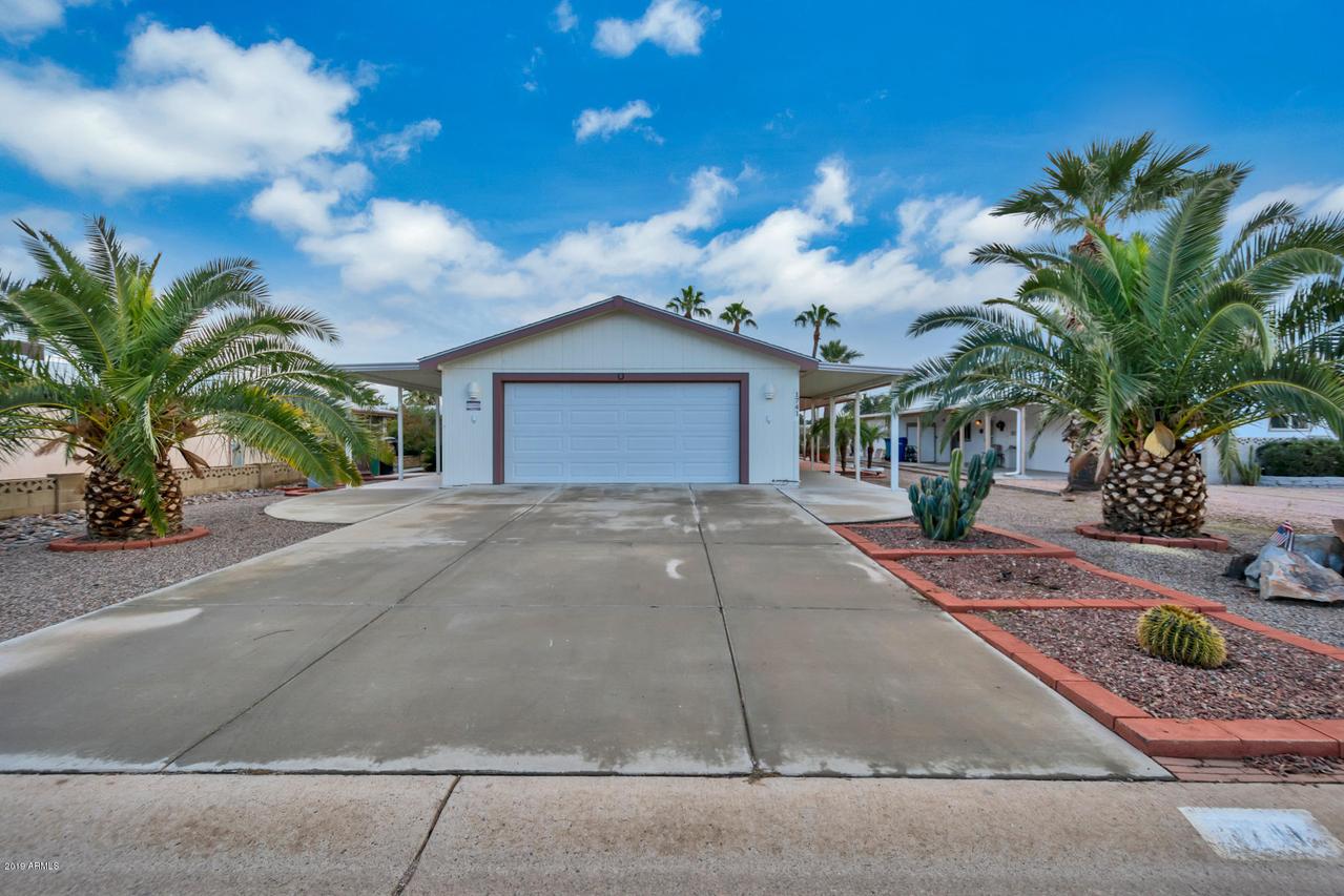 1741 S 77th St., Mesa, AZ 85209