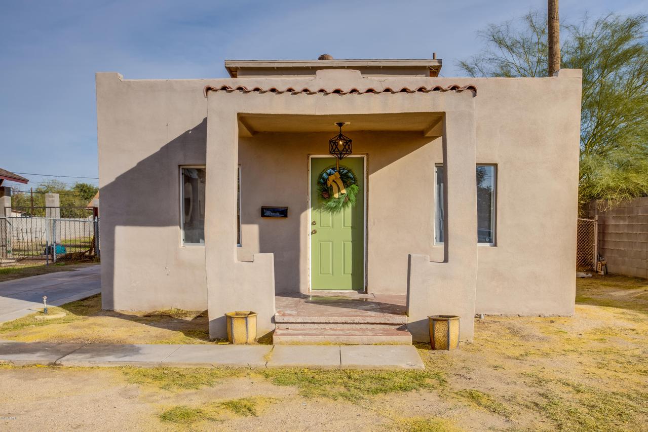 6715 N 61st Ave., Glendale, AZ 85301