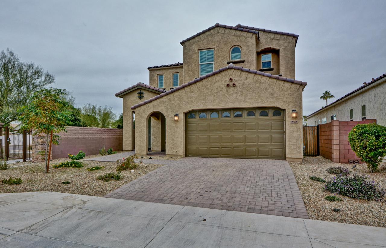 252 W Fellars Dr., Phoenix, AZ 85023
