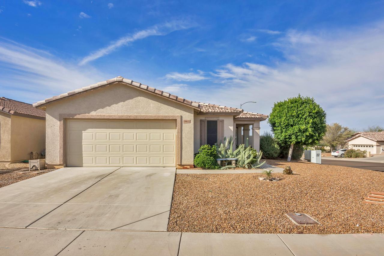 19622 N 107th Dr., Sun City, AZ 85373