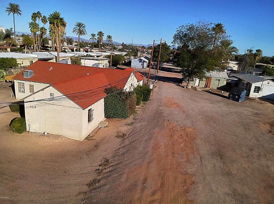 605 S Country Club Dr., Mesa, AZ 85210