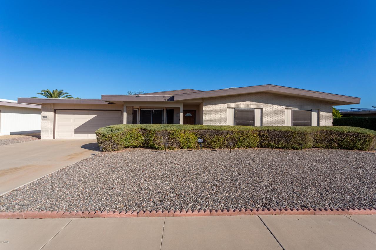 10630 W Manzanita Dr., Sun City, AZ 85373