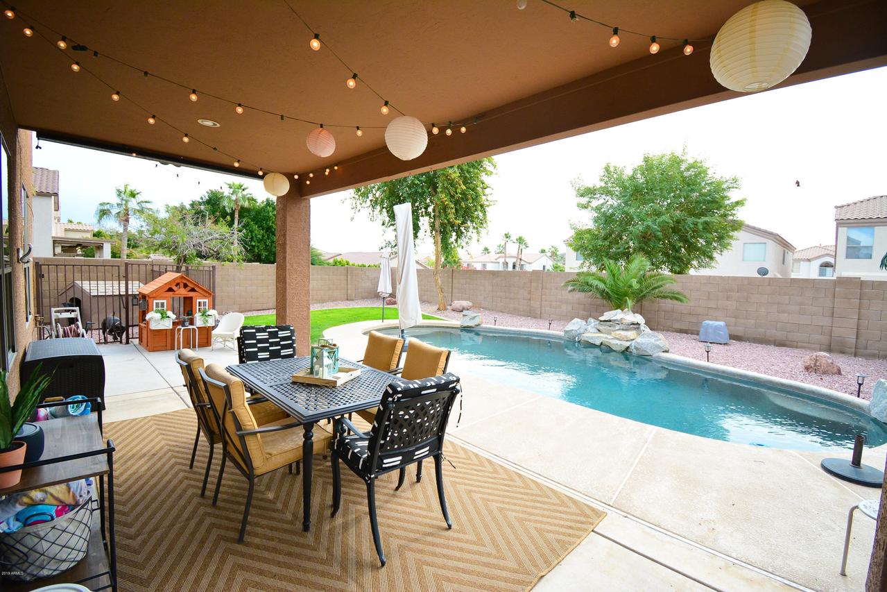 6407 W Desert Hollow Dr., Phoenix, AZ 85083