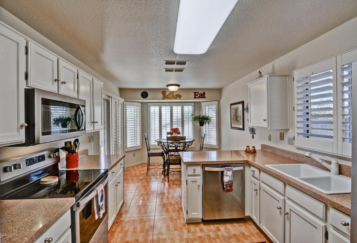 11013 W Yukon Dr., Sun City, AZ 85373