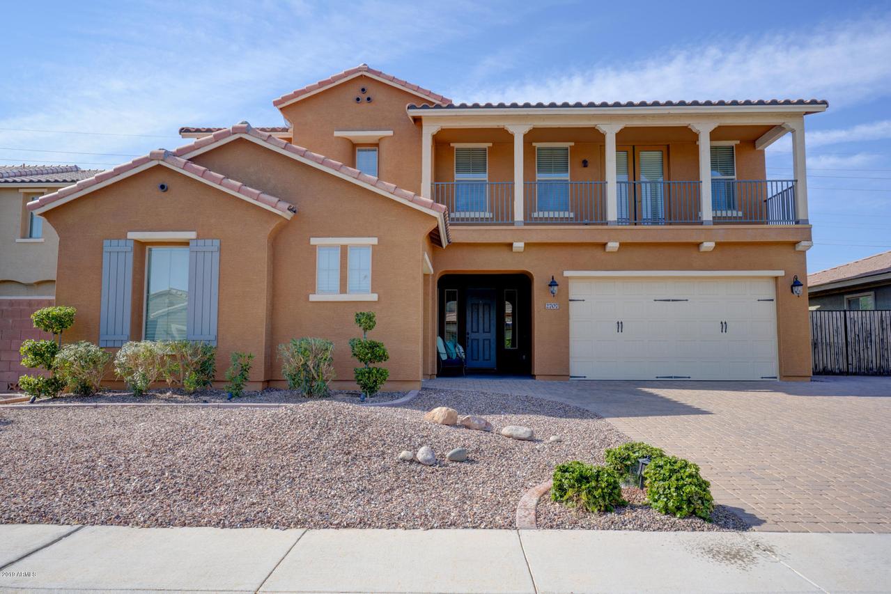 2707 E Odessa St., Mesa, AZ 85213