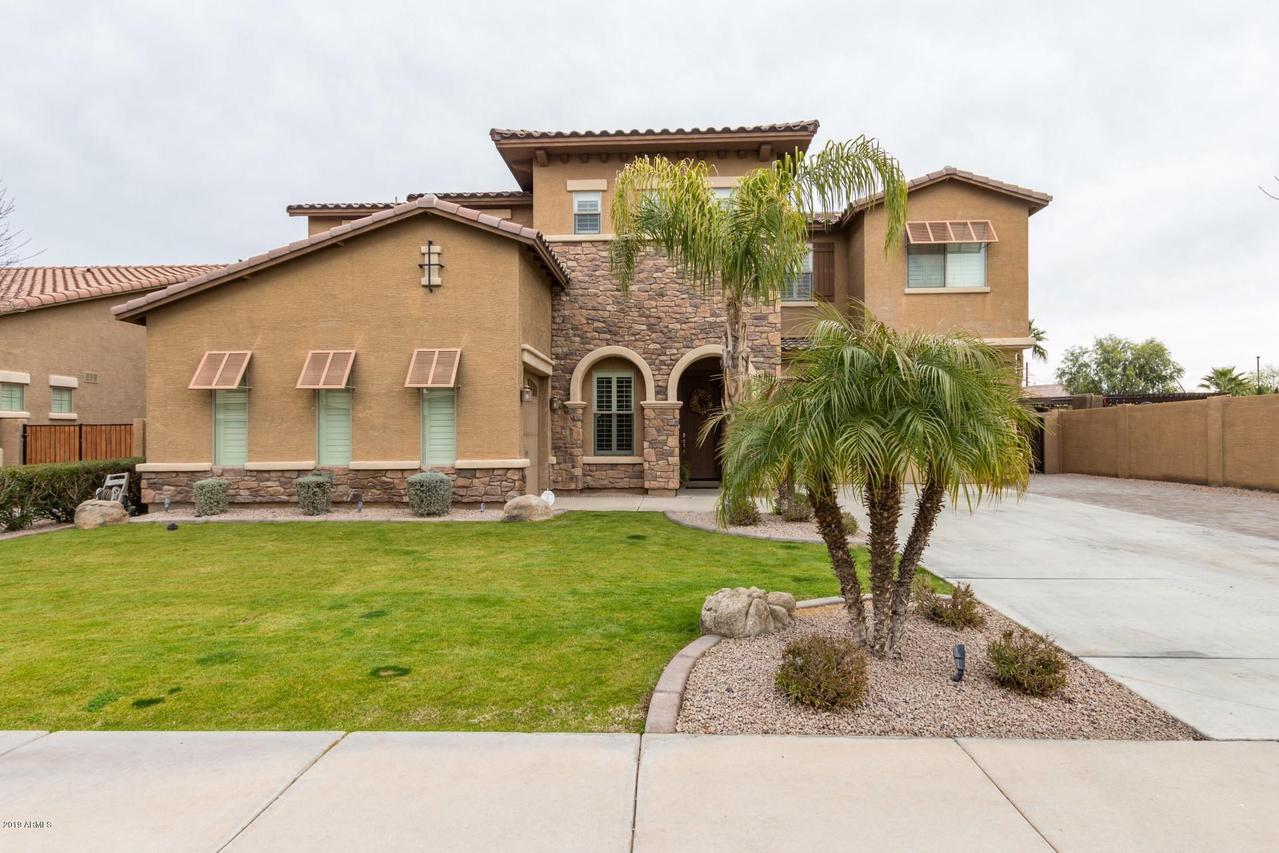 3090 E Castanets Dr., Gilbert, AZ 85298