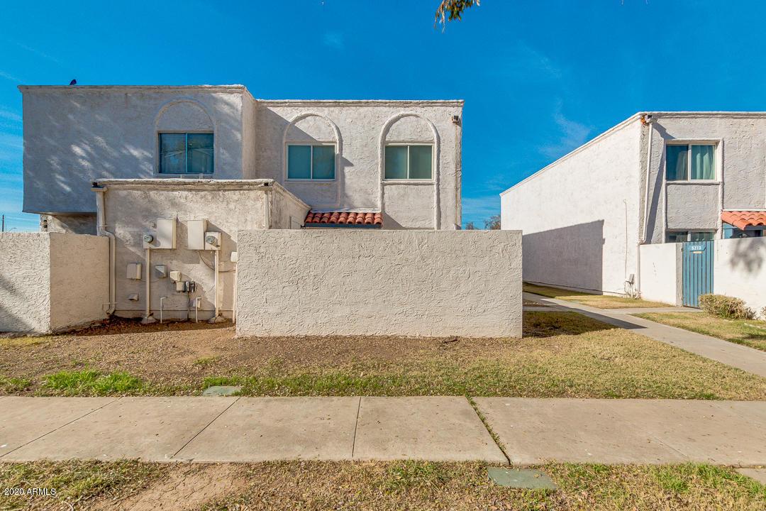 5207 N 42nd Pkwy., Phoenix, AZ 85019