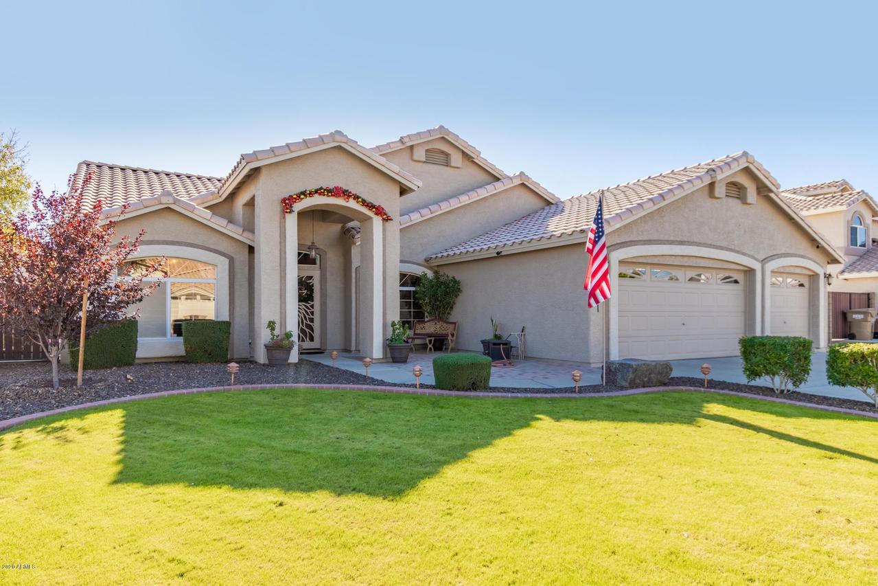 8371 W Willowbrook Dr., Peoria, AZ 85382