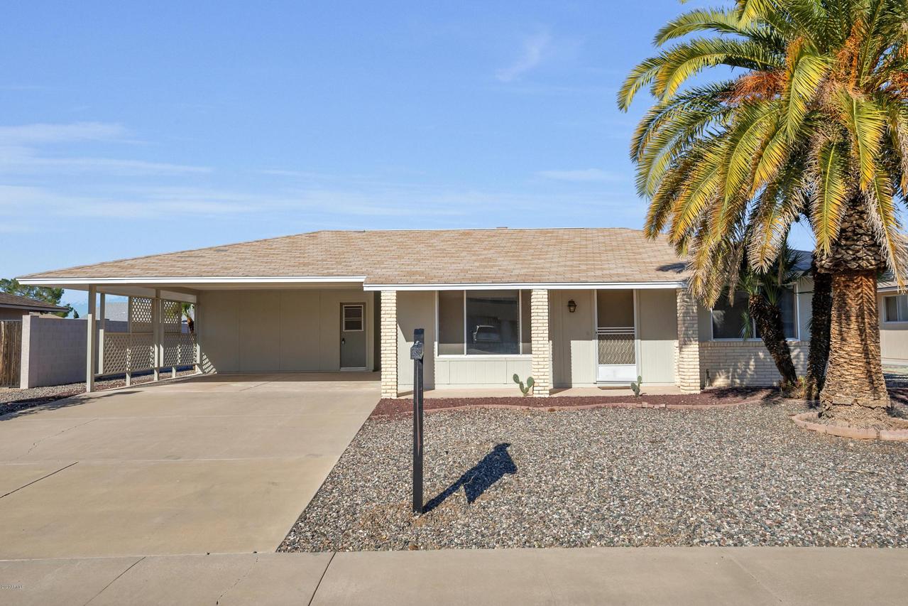 9926 W Mescalero Ct., Sun City, AZ 85373