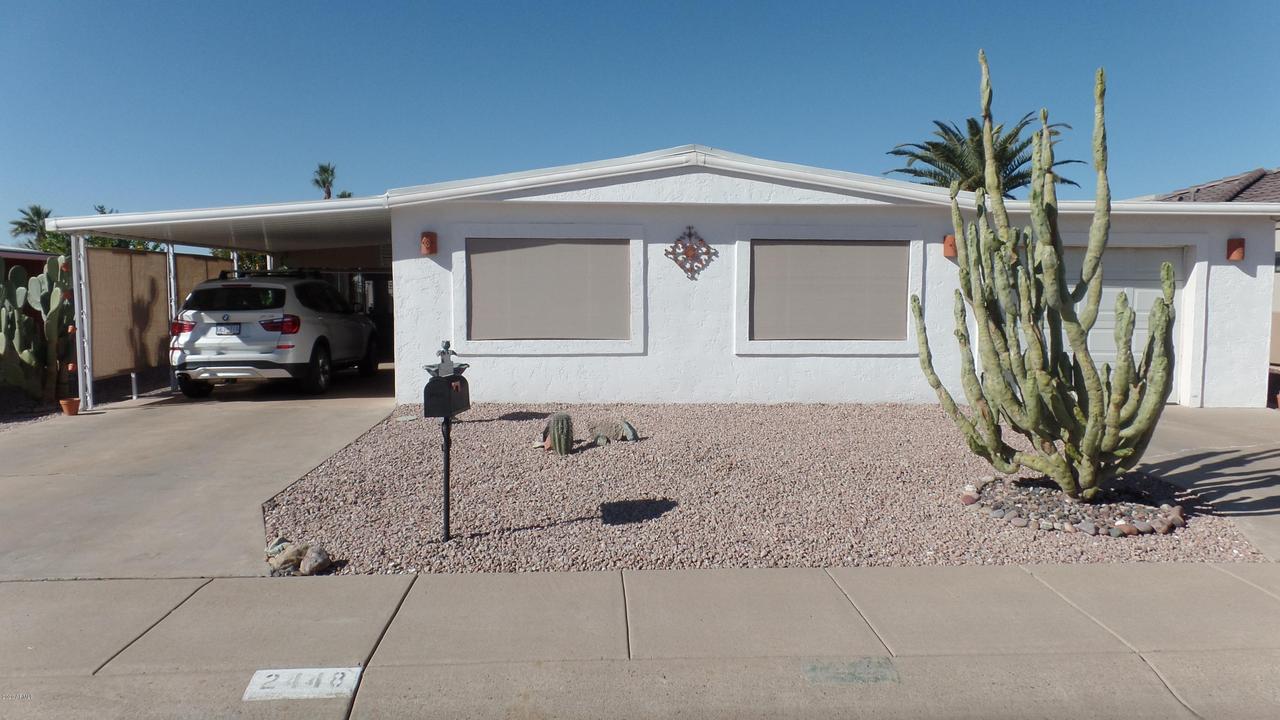 2448 N Snead Dr., Mesa, AZ 85215