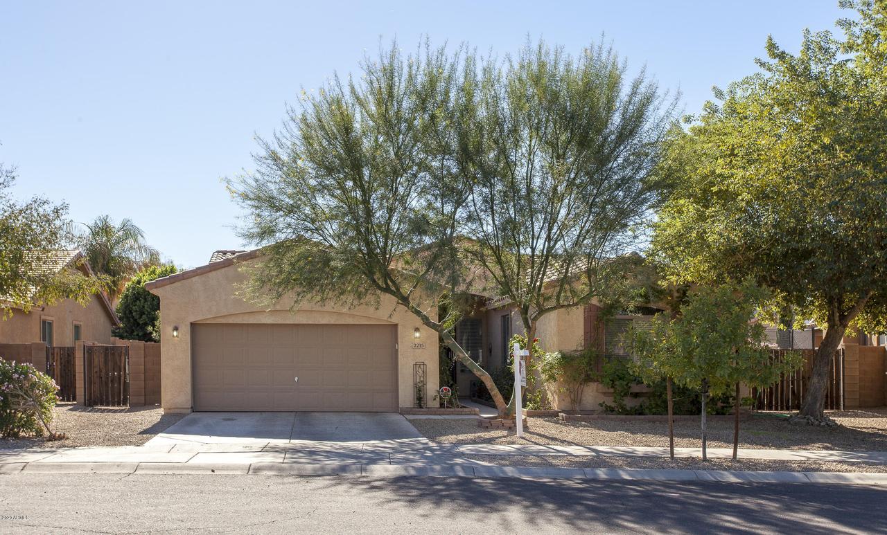 2215 W Fawn Dr., Phoenix, AZ 85041