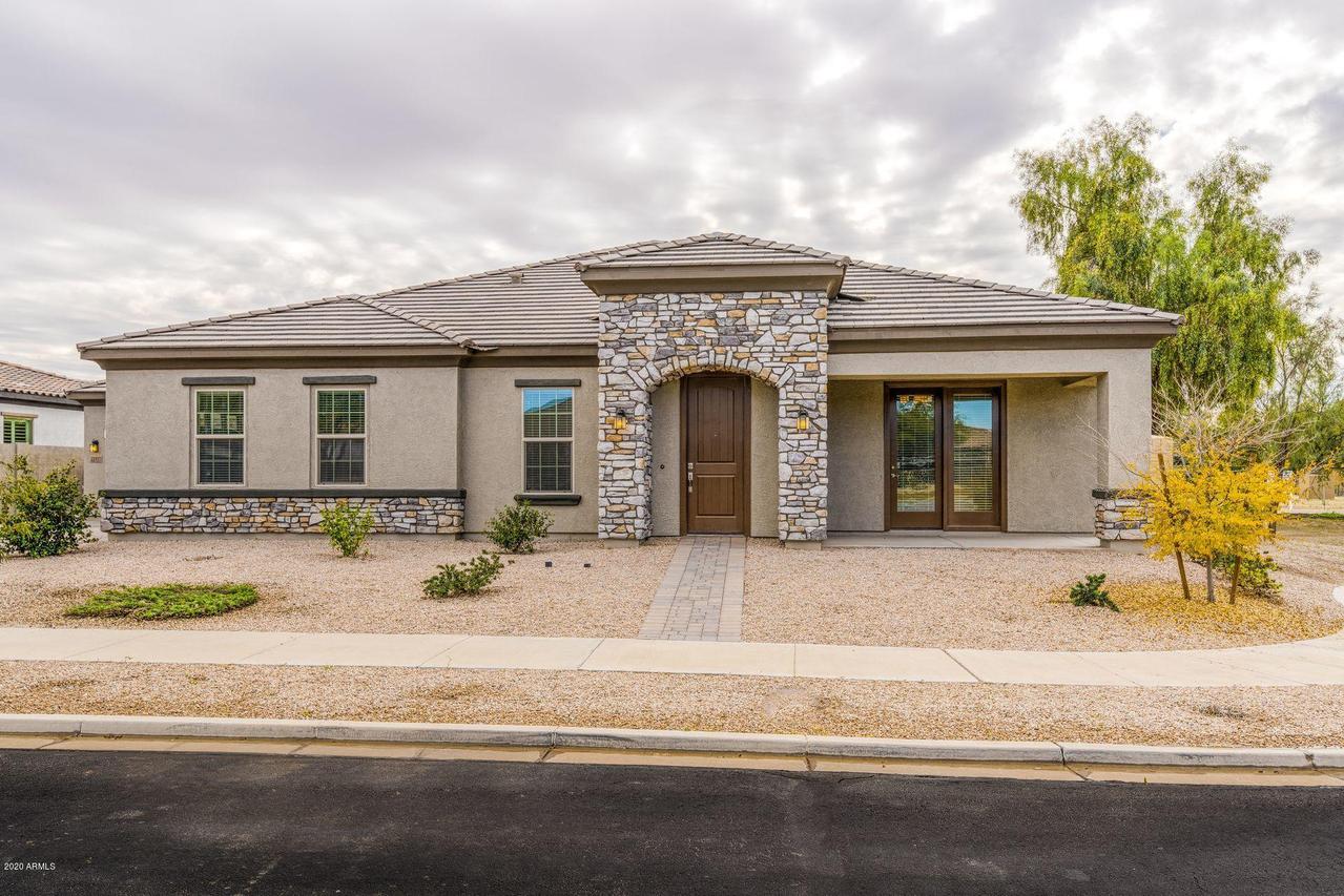 22415 E Sentiero Ct., Queen Creek, AZ 85142