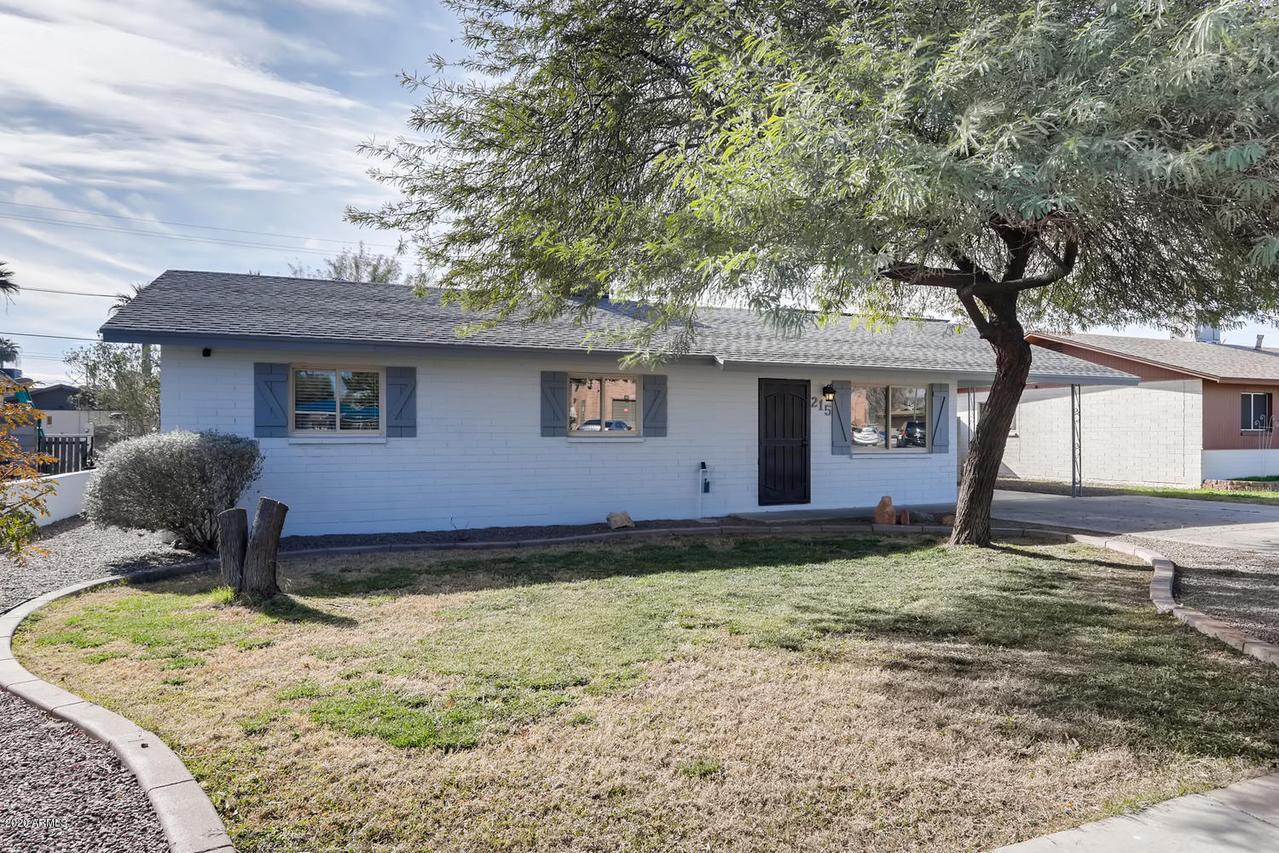 215 W Loma Linda Blvd., Avondale, AZ 85323