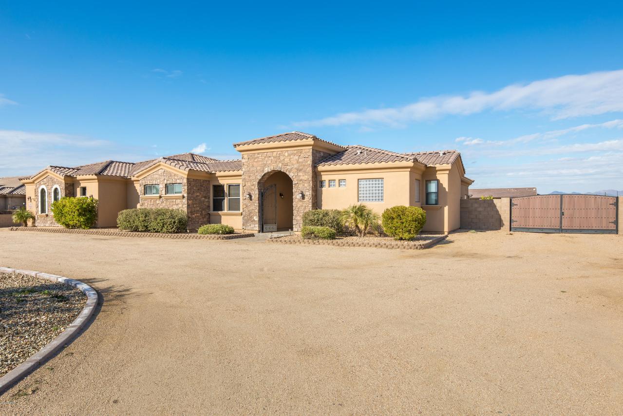 810 W Hidden Valley Dr., Phoenix, AZ 85086