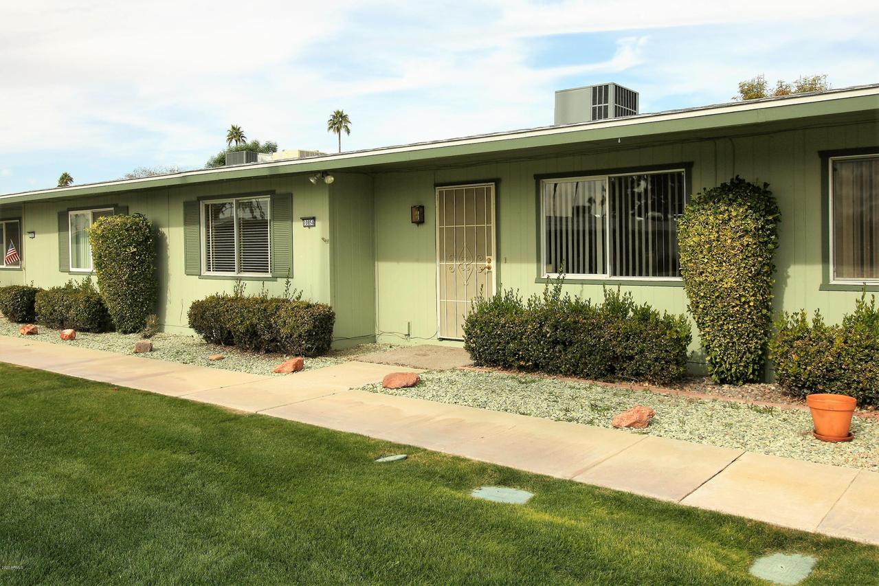 10858 W Santa Fe Dr., Sun City, AZ 85351