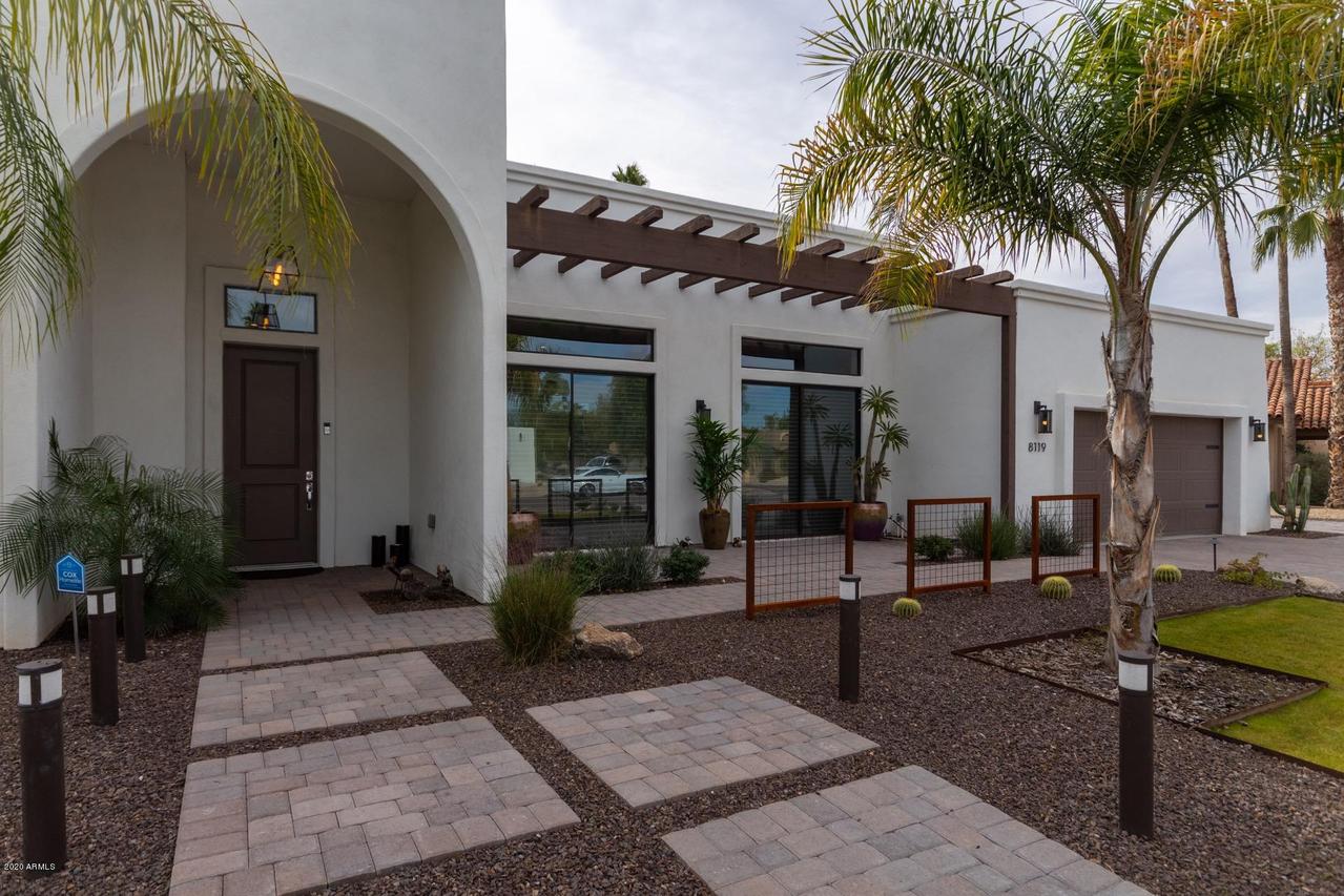 8119 E Del Laton Dr., Scottsdale, AZ 85258