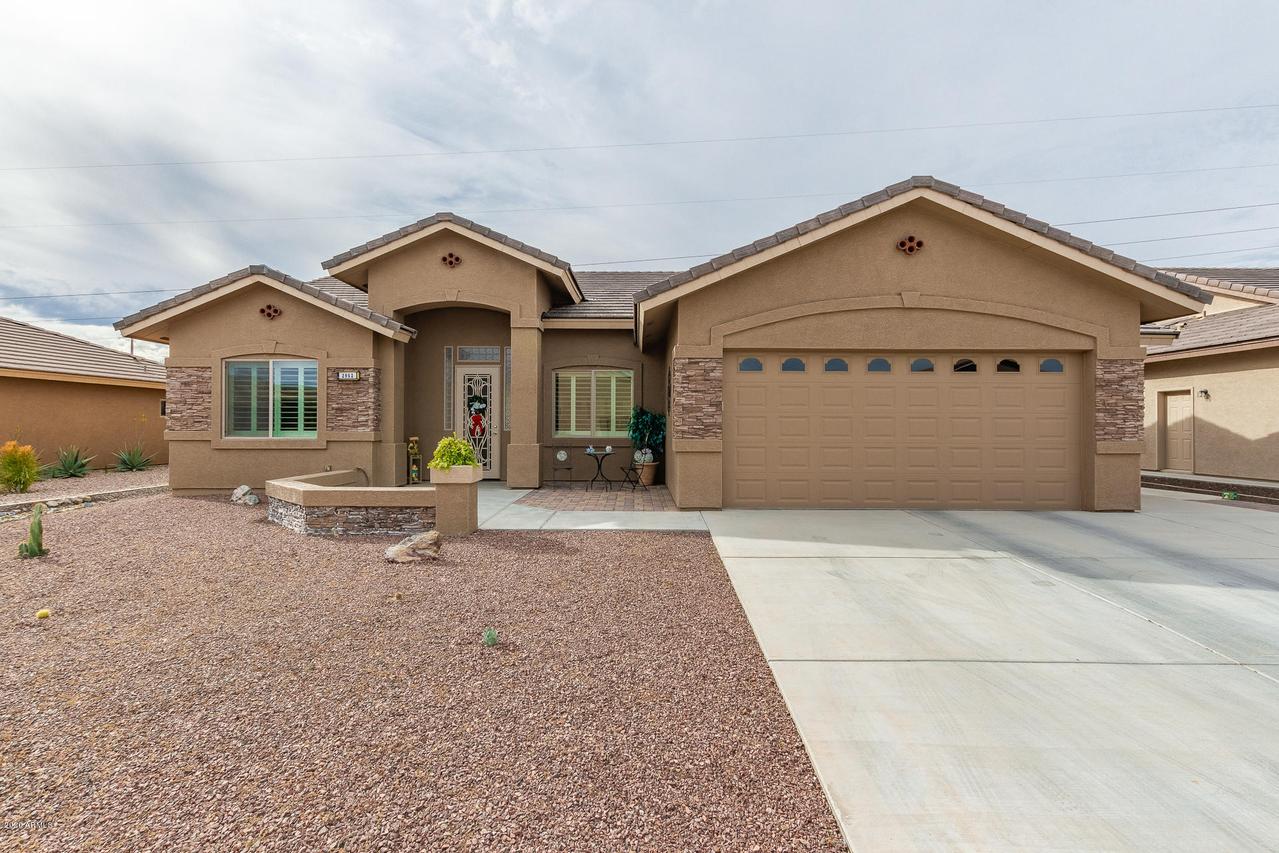 2952 S Lindenwood, Mesa, AZ 85212