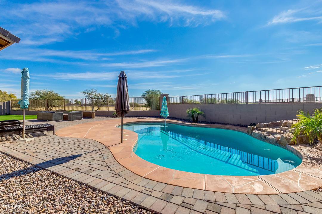 16525 W Soft Wind Dr., Surprise, AZ 85387