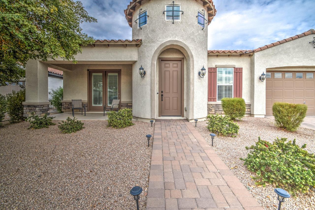 22162 E Creekside Dr., Queen Creek, AZ 85142