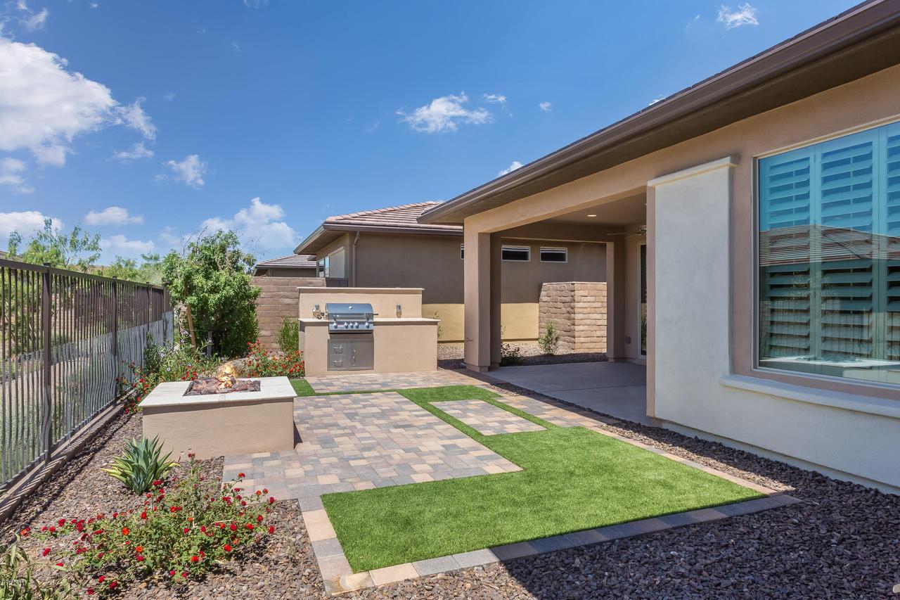 13231 W Hummingbird Ter., Peoria, AZ 85383
