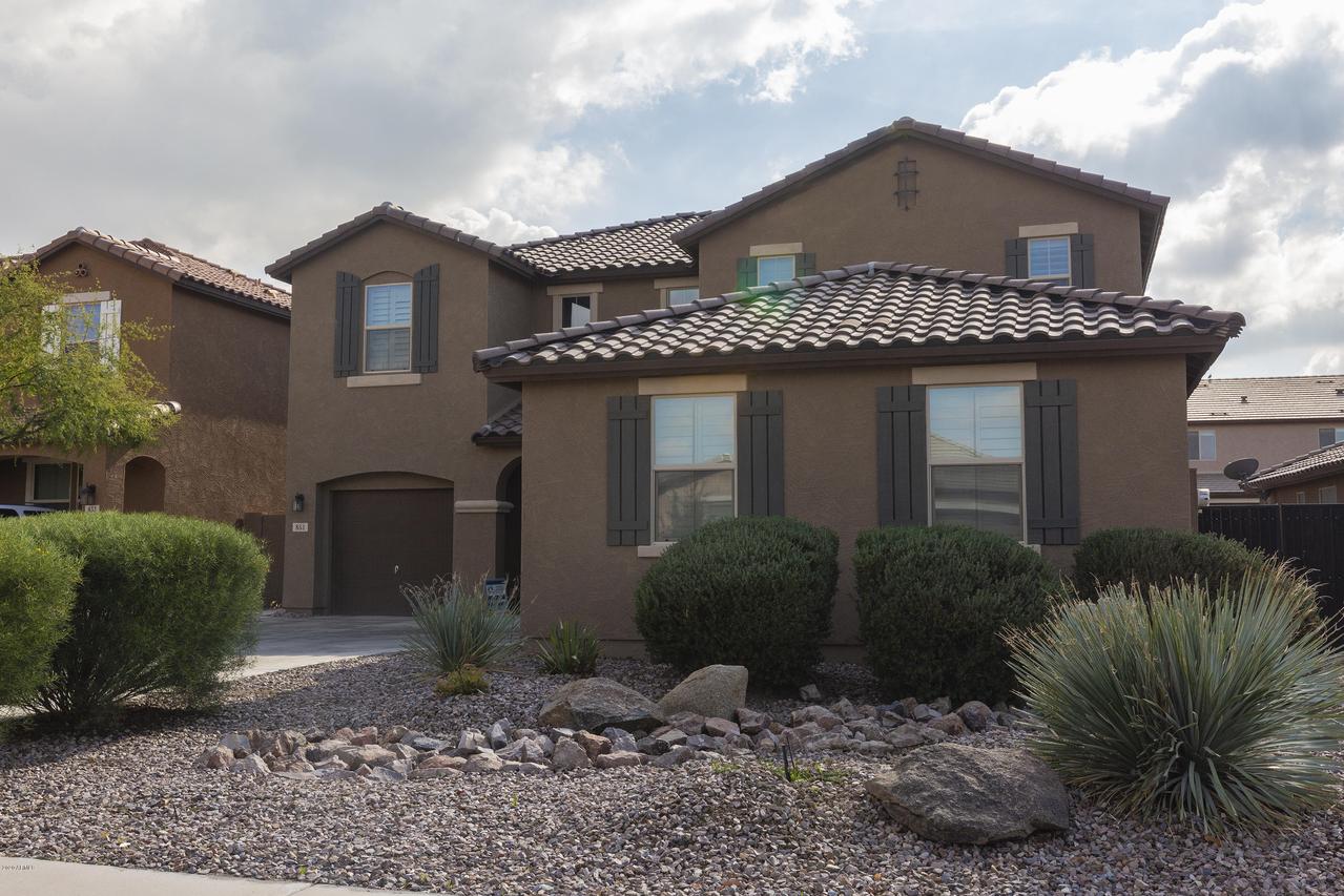 851 W Desert Hollow Dr., San Tan Valley, AZ 85143