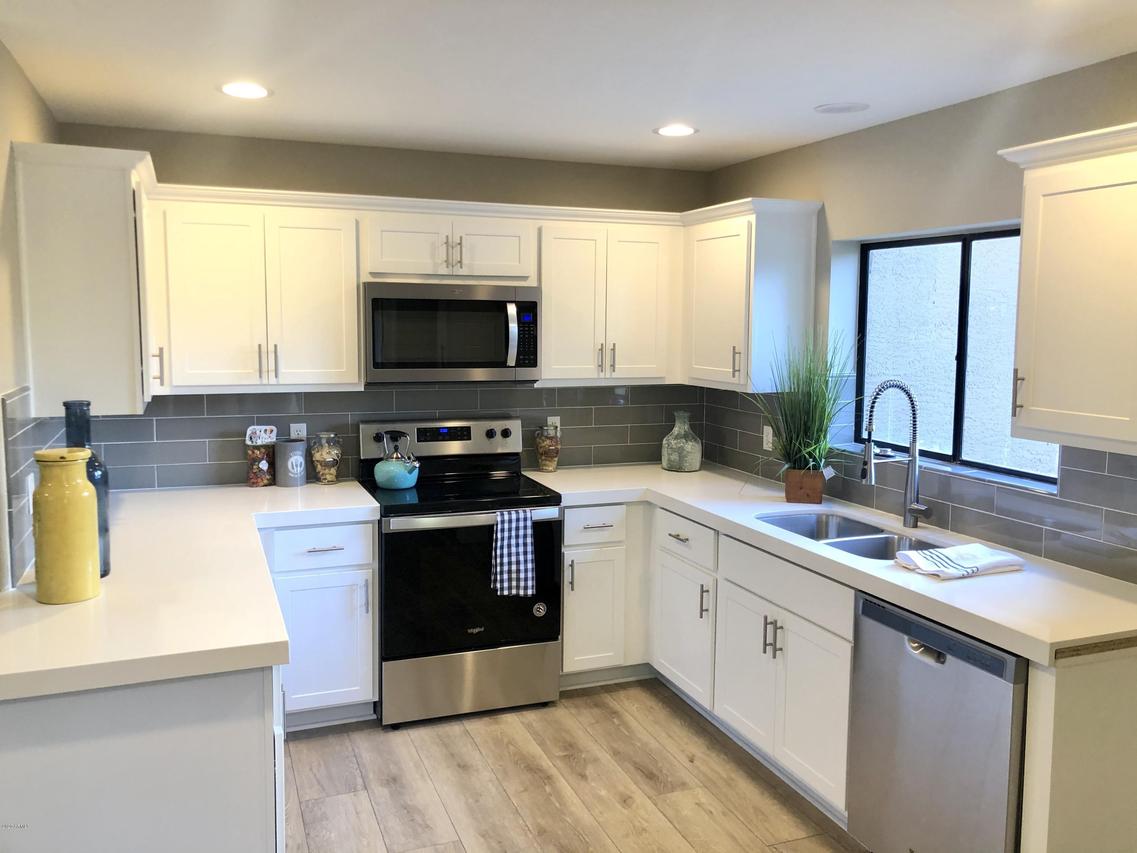 15050 N Thompson Peak Pkwy. #2033, Scottsdale, AZ 85260