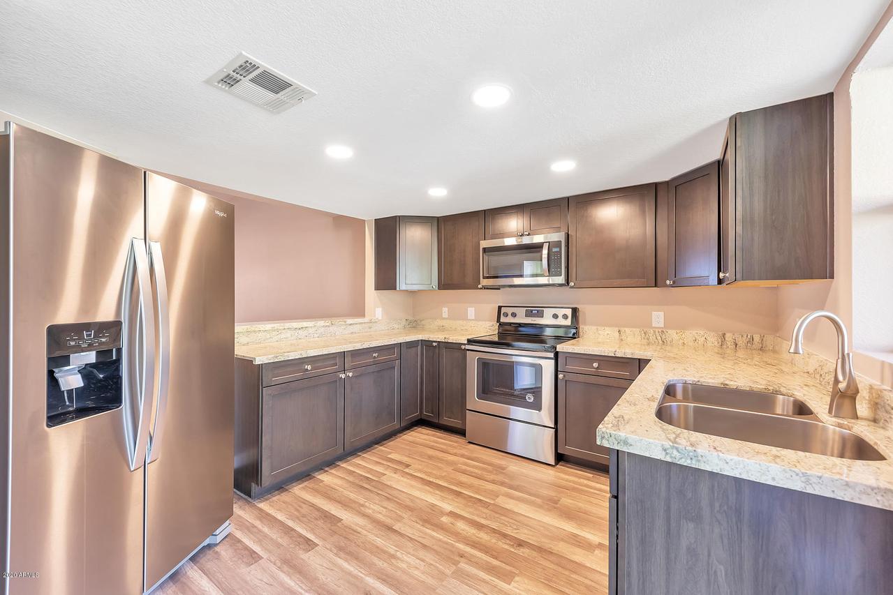 16739 E El Lago Blvd. #203, Fountain Hills, AZ 85268