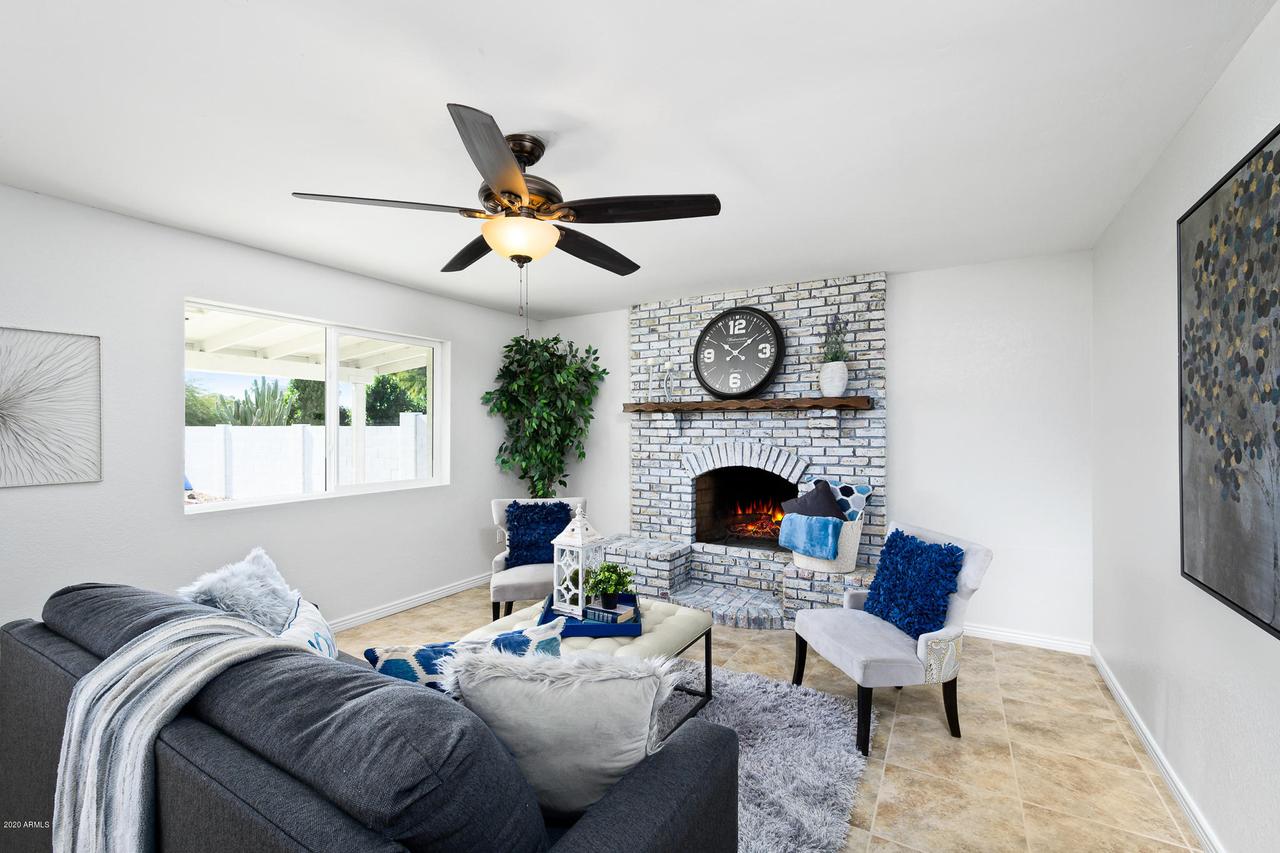 4909 E Tierra Buena Ln., Scottsdale, AZ 85254