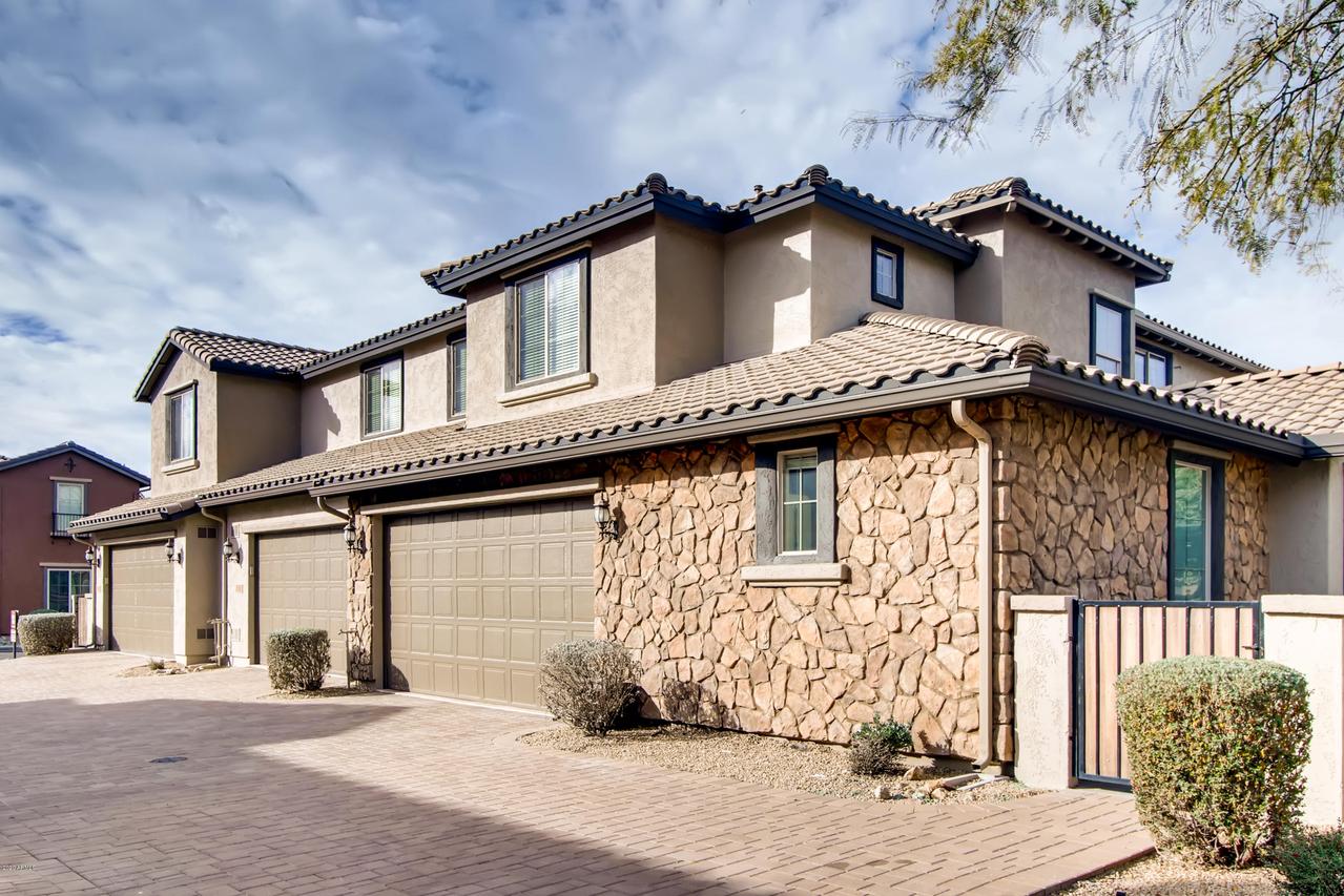 3910 E Cat Balue Dr., Phoenix, AZ 85050
