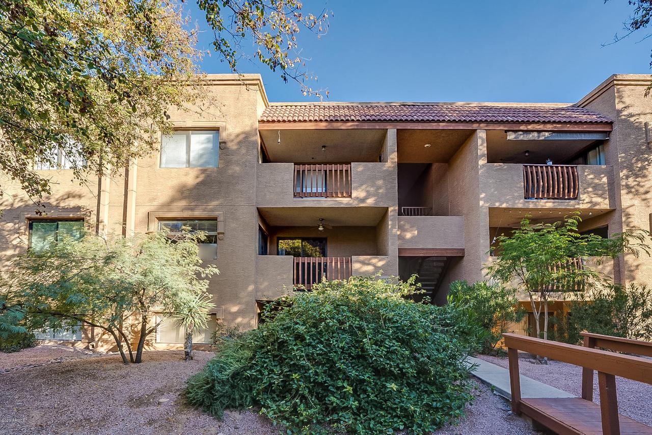 3031 N Civic Center Pl. #239, Scottsdale, AZ 85251