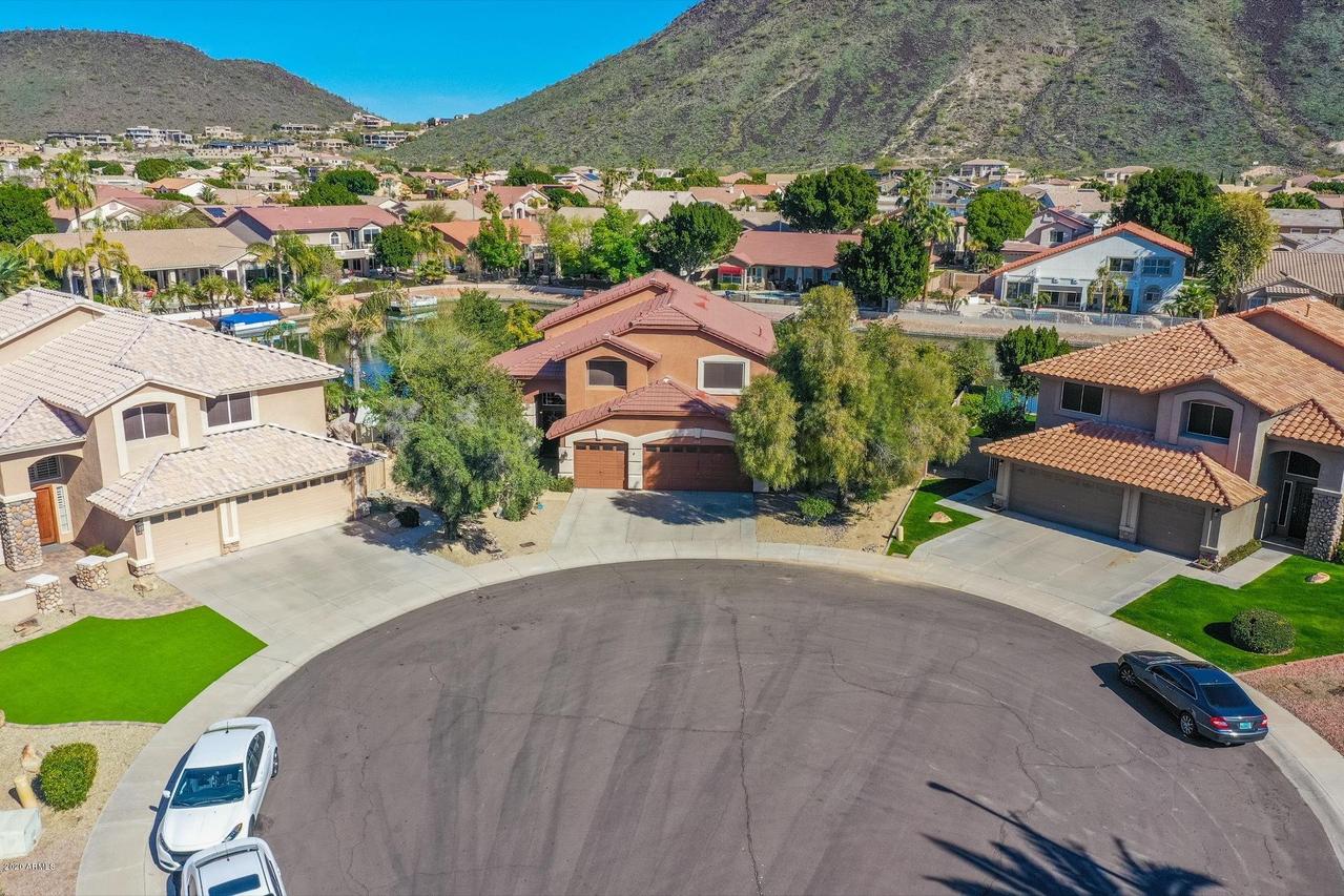 5452 W Mohawk Ln., Glendale, AZ 85308