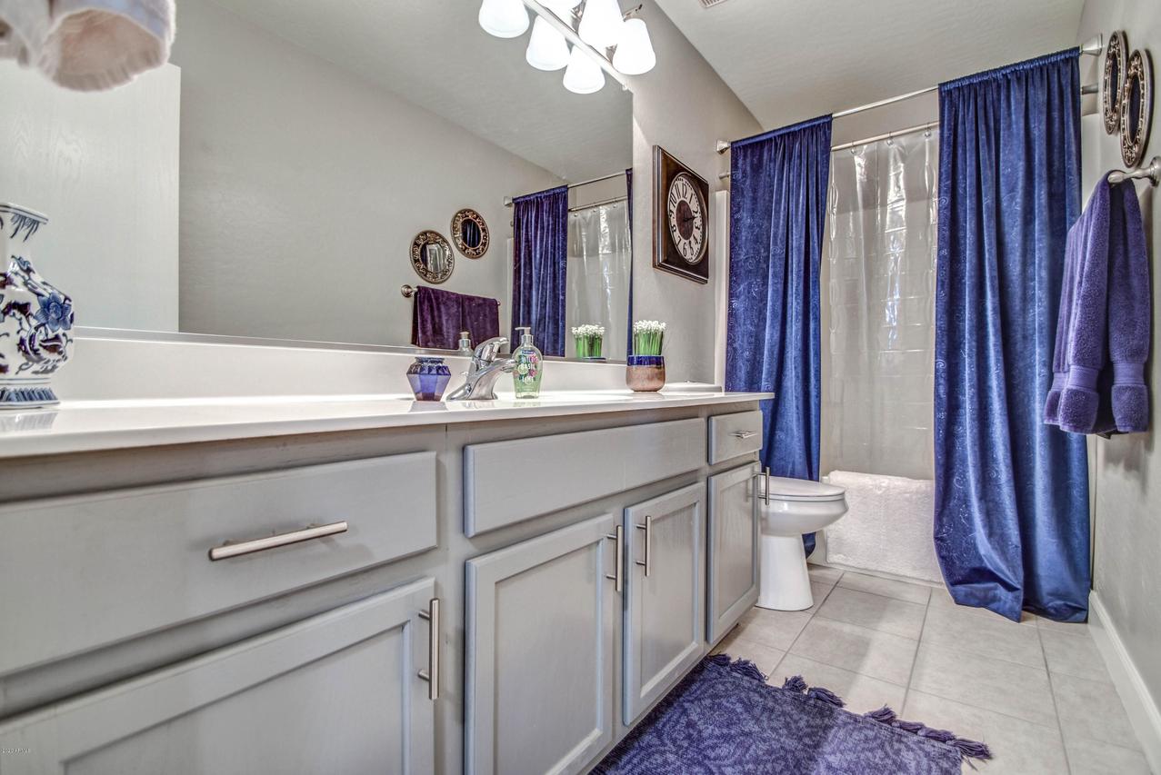 2560 W Mericrest Way, Queen Creek, AZ 85144