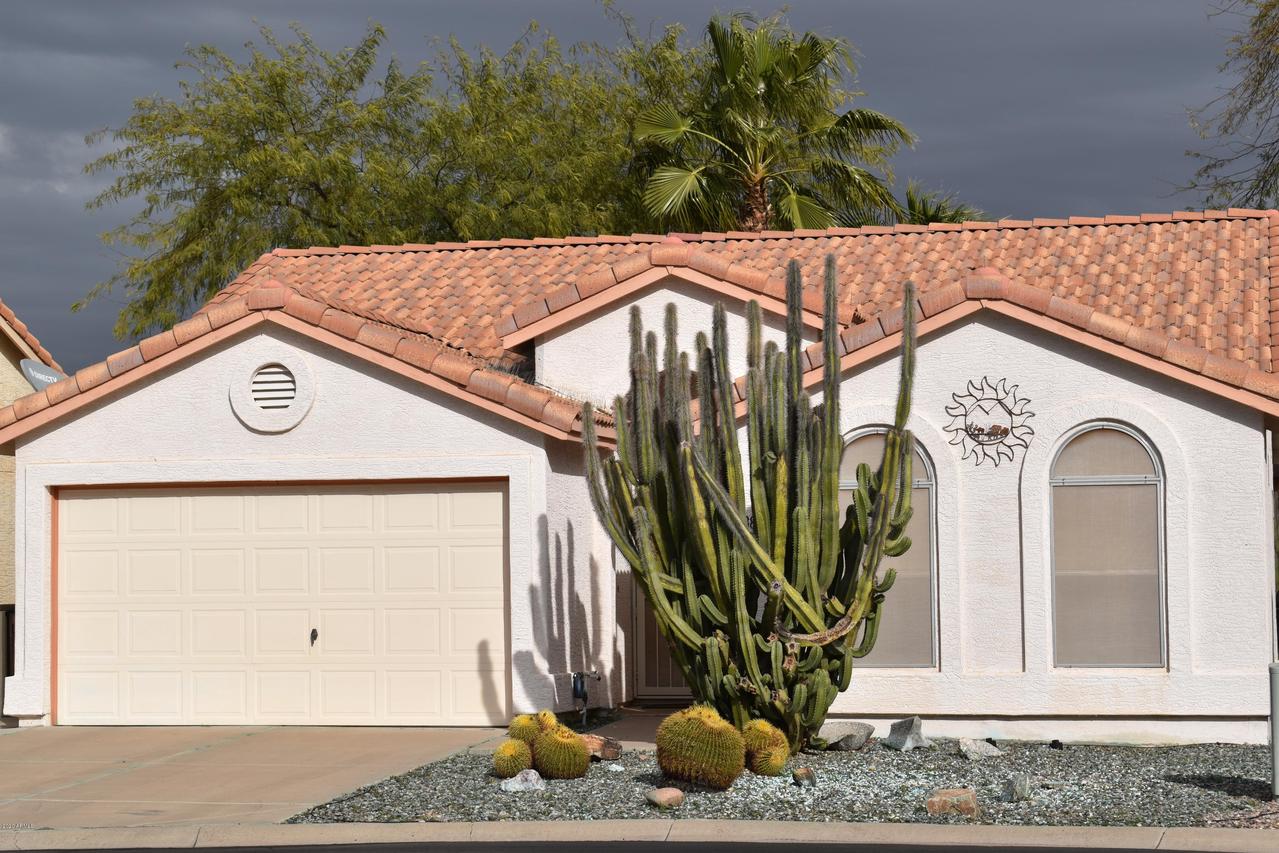 6883 S Lake Forest Ct., Chandler, AZ 85249