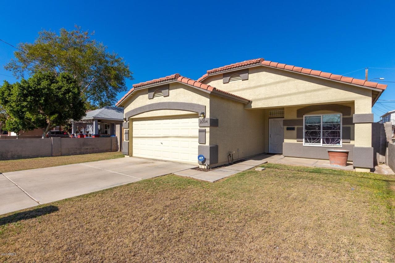 2204 E Fillmore St., Phoenix, AZ 85006