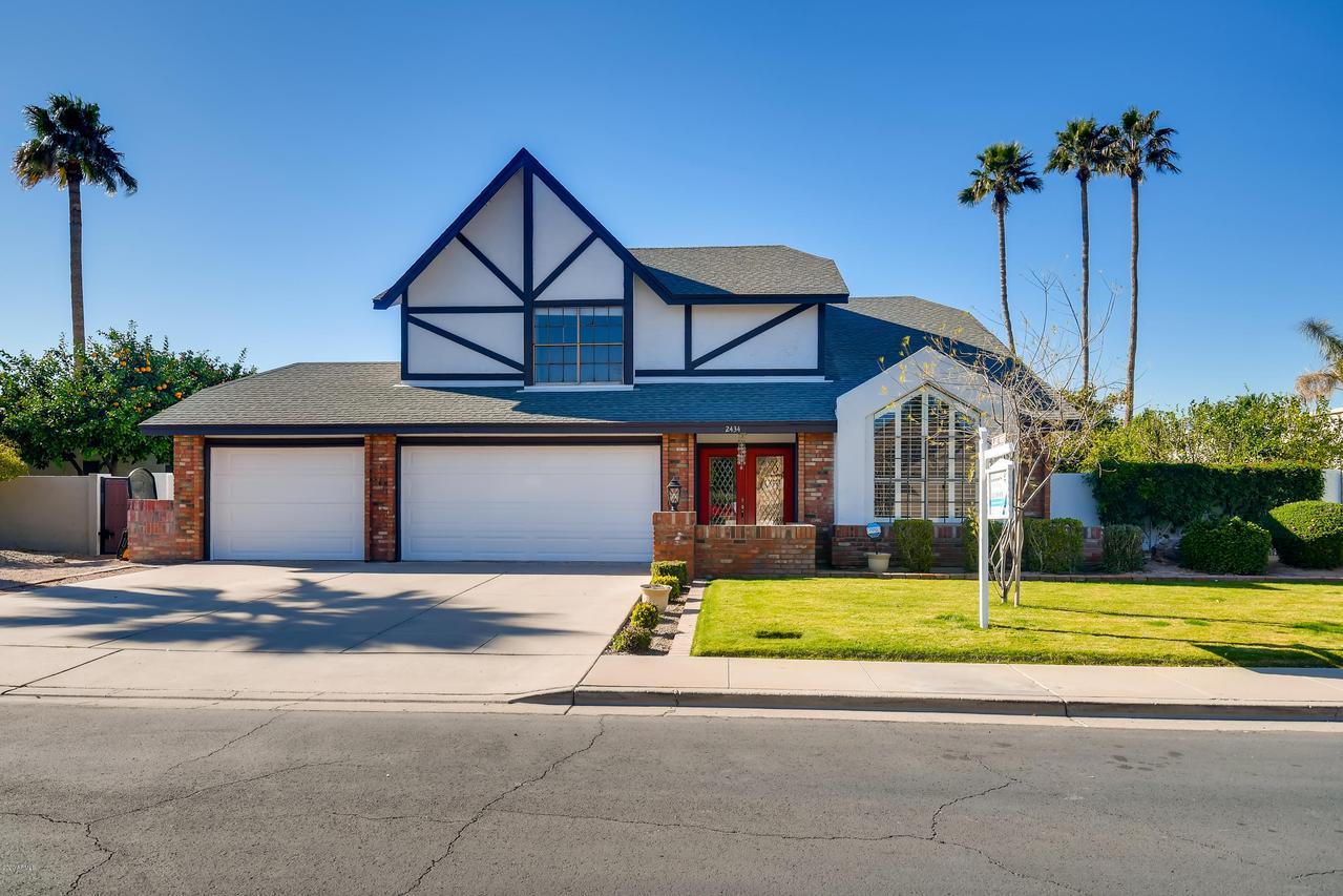 2434 S Los Altos, Mesa, AZ 85202